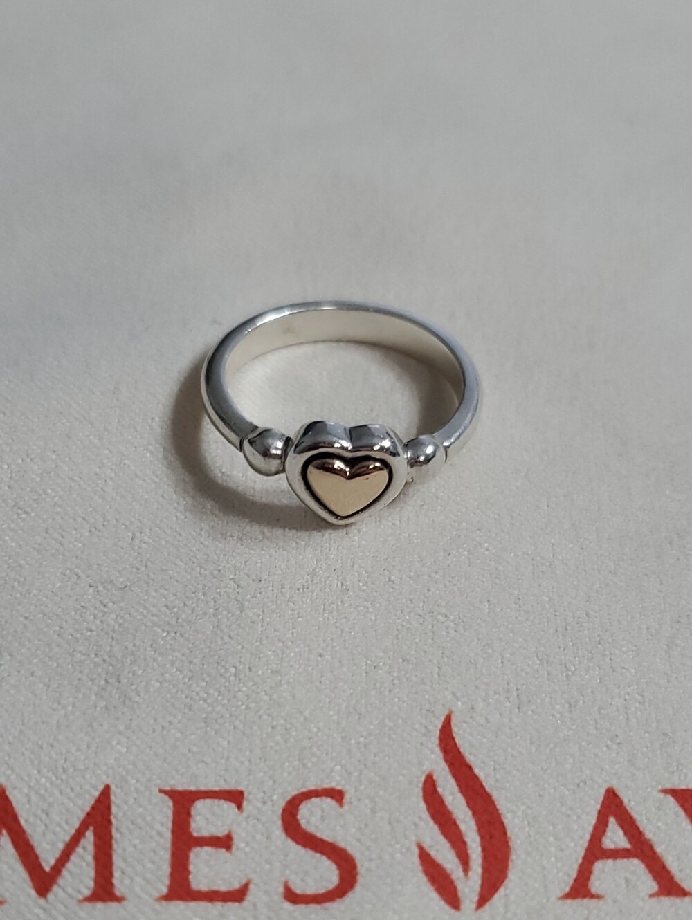 James Avery Retired Gold Heart Ring Sz 8